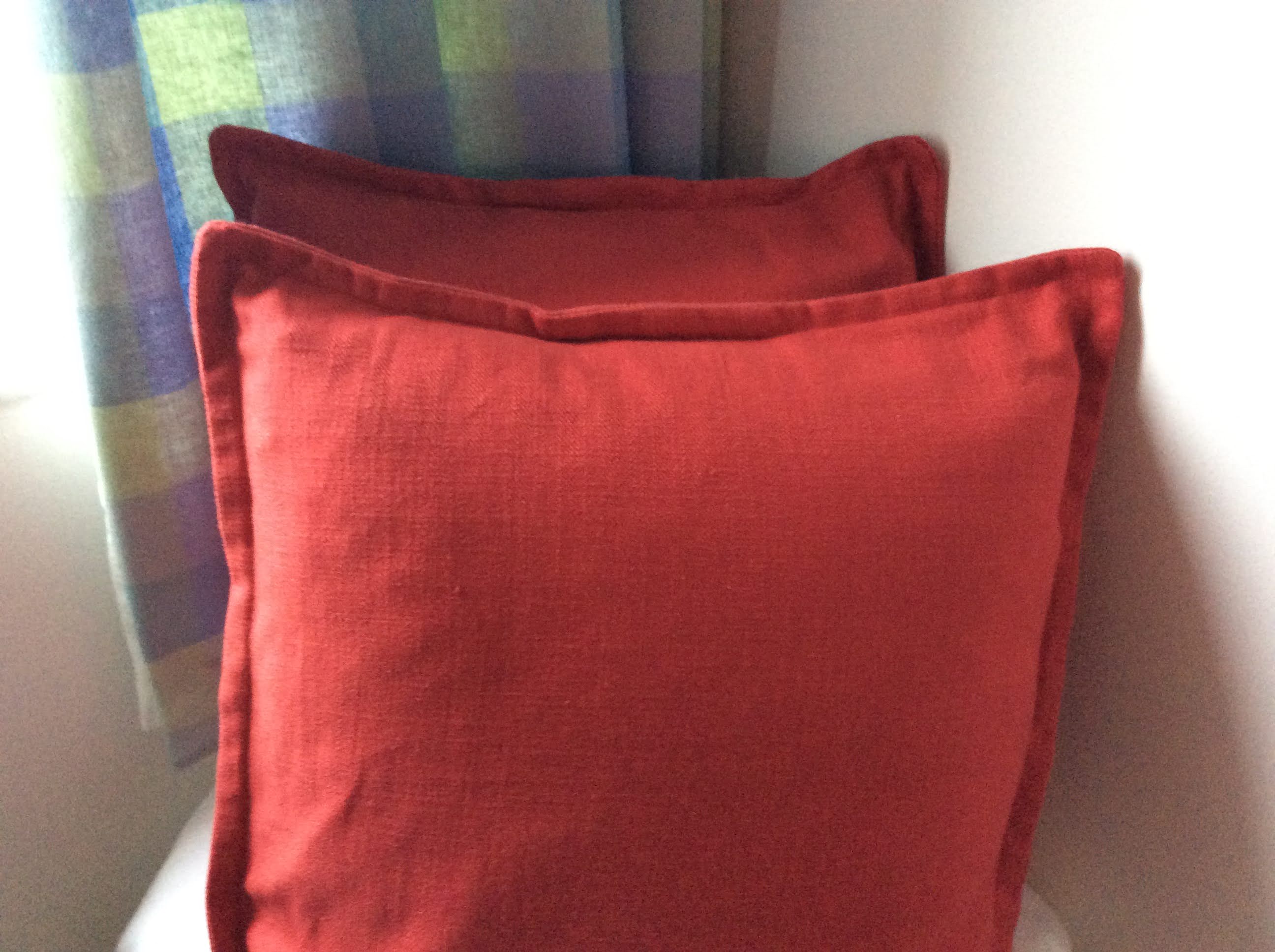 Cushion - bright red