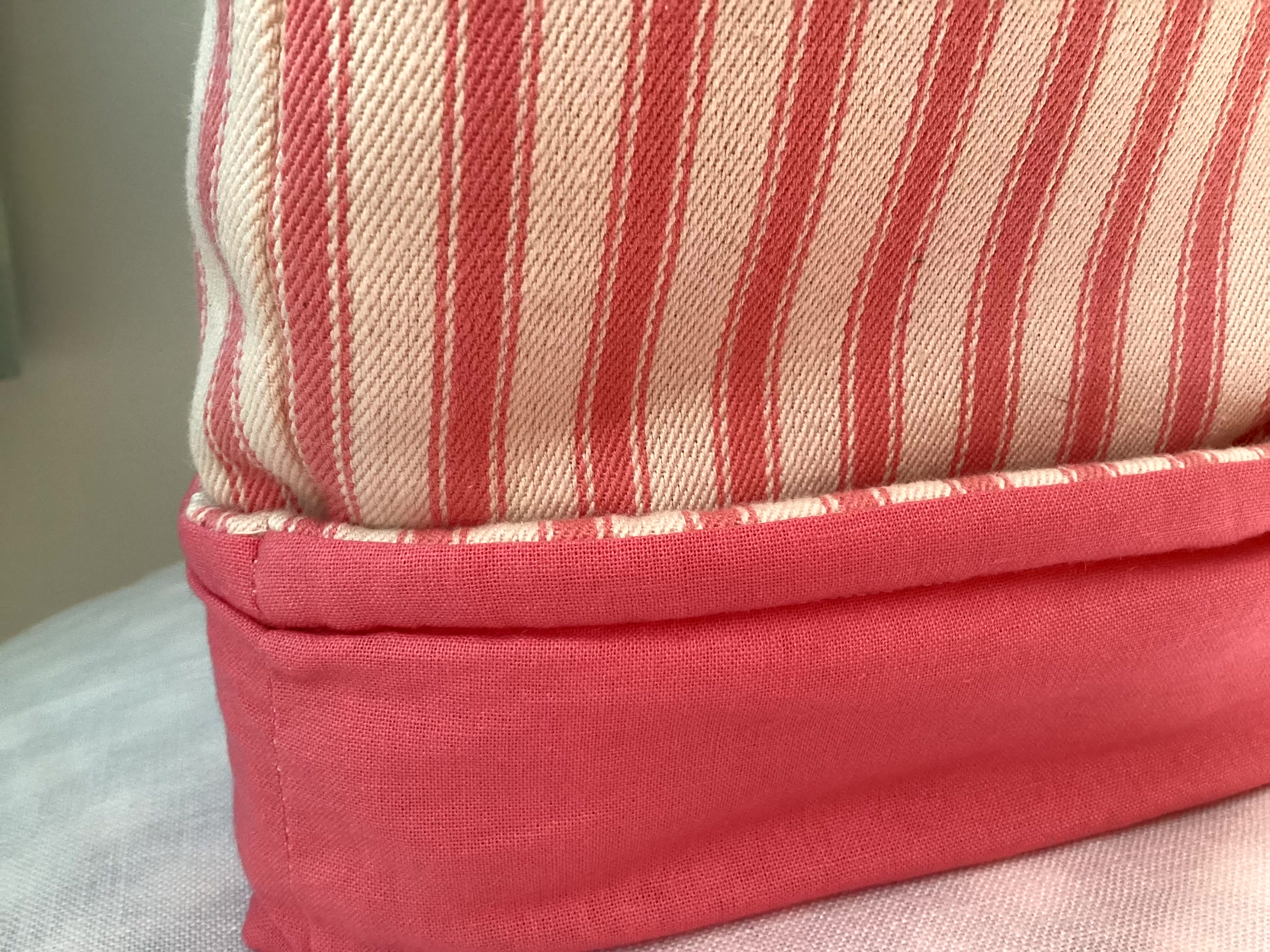 Tea Cosy - pink stripe