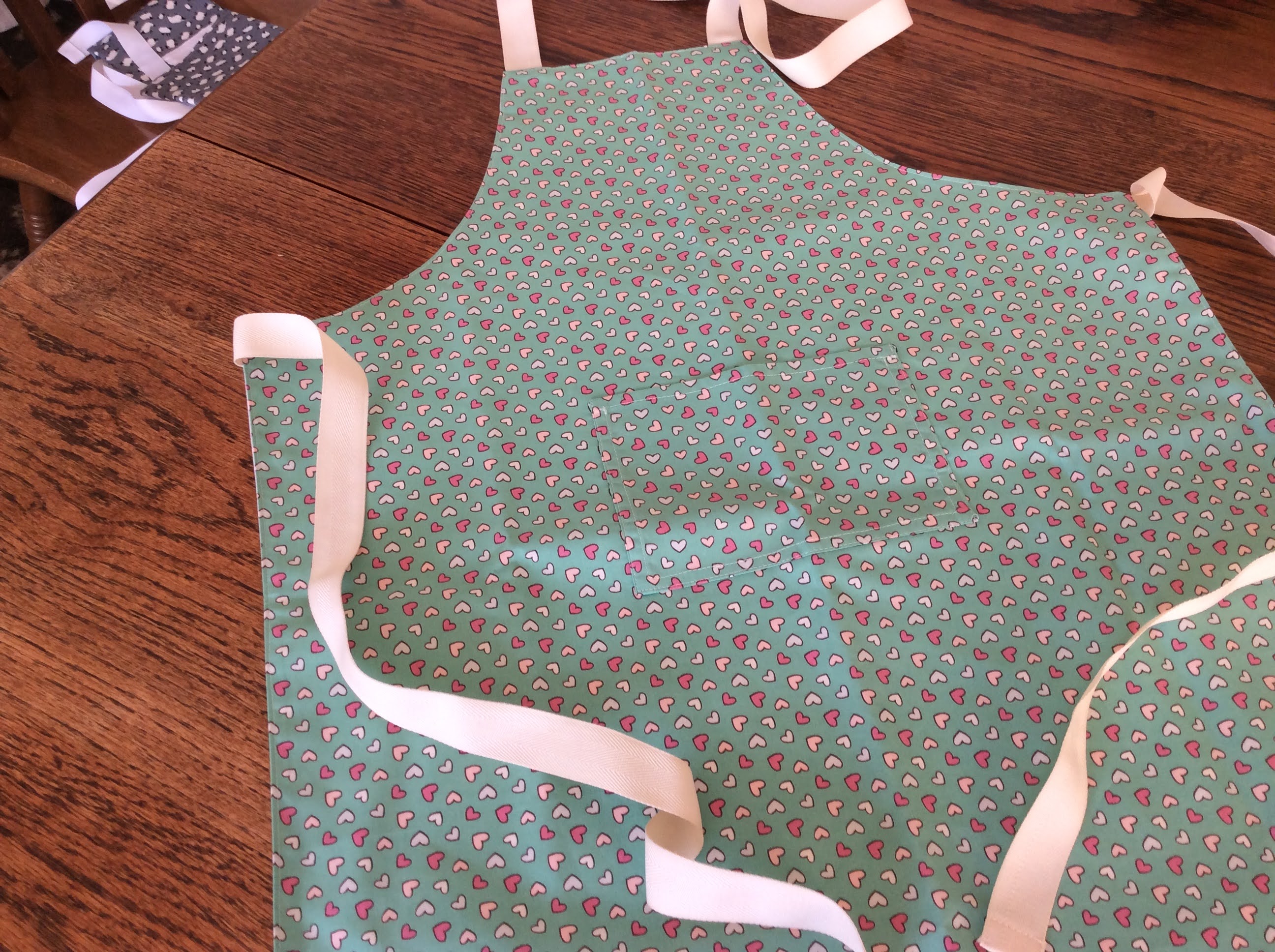 Child's Apron - hearts