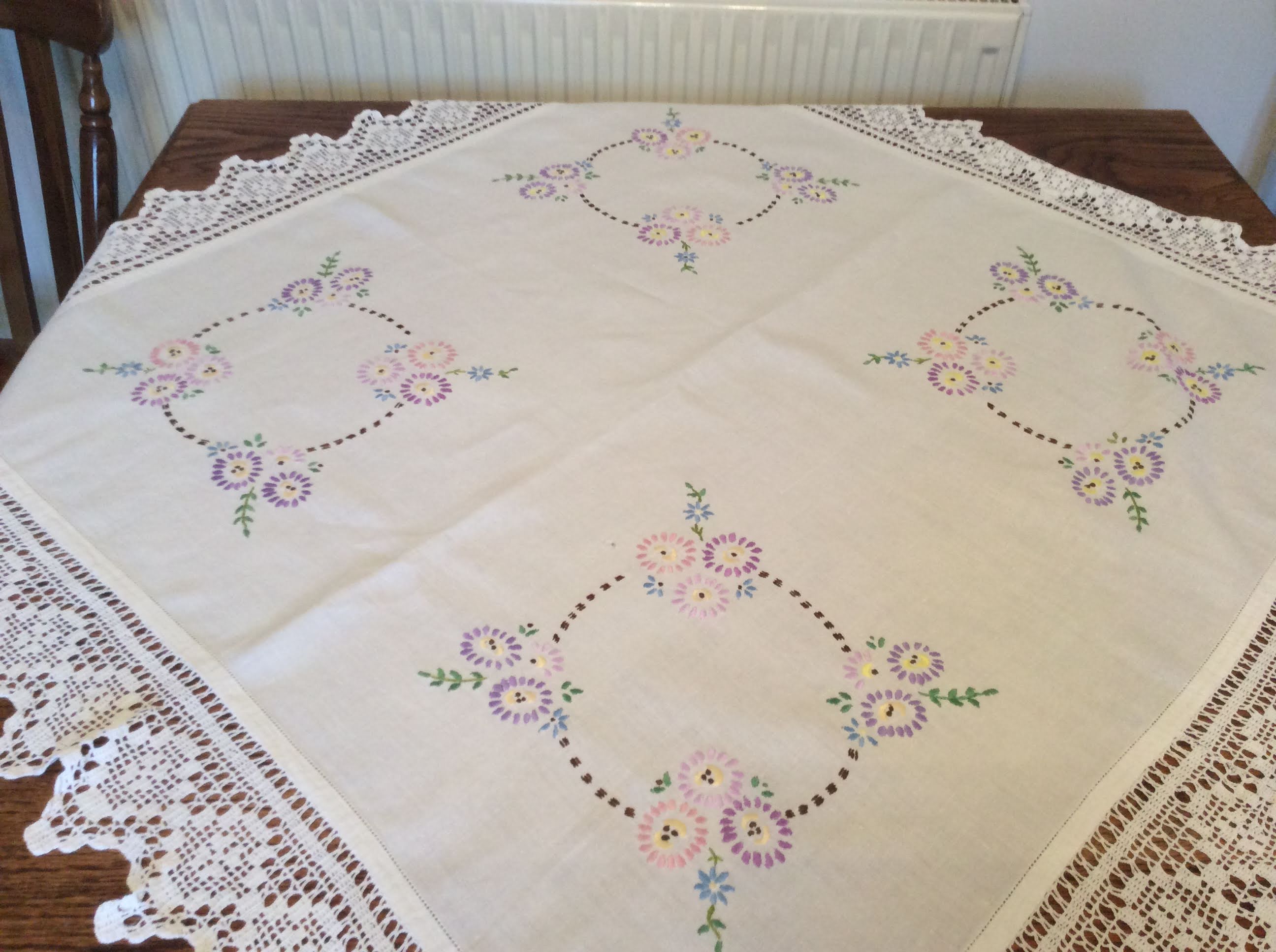 Vintage Table Cloth - pale embroidered flowers