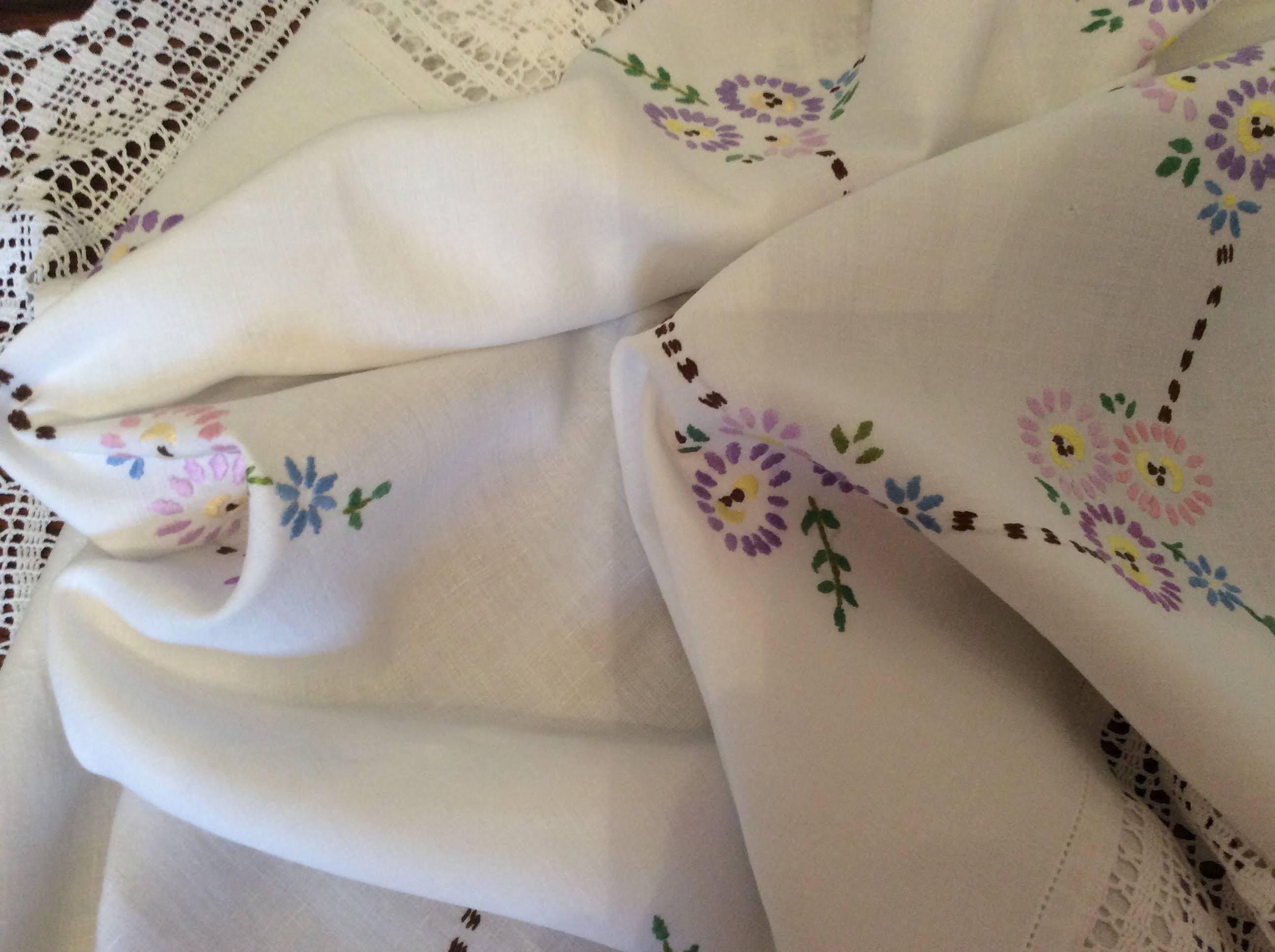 Vintage Table Cloth - pale embroidered flowers