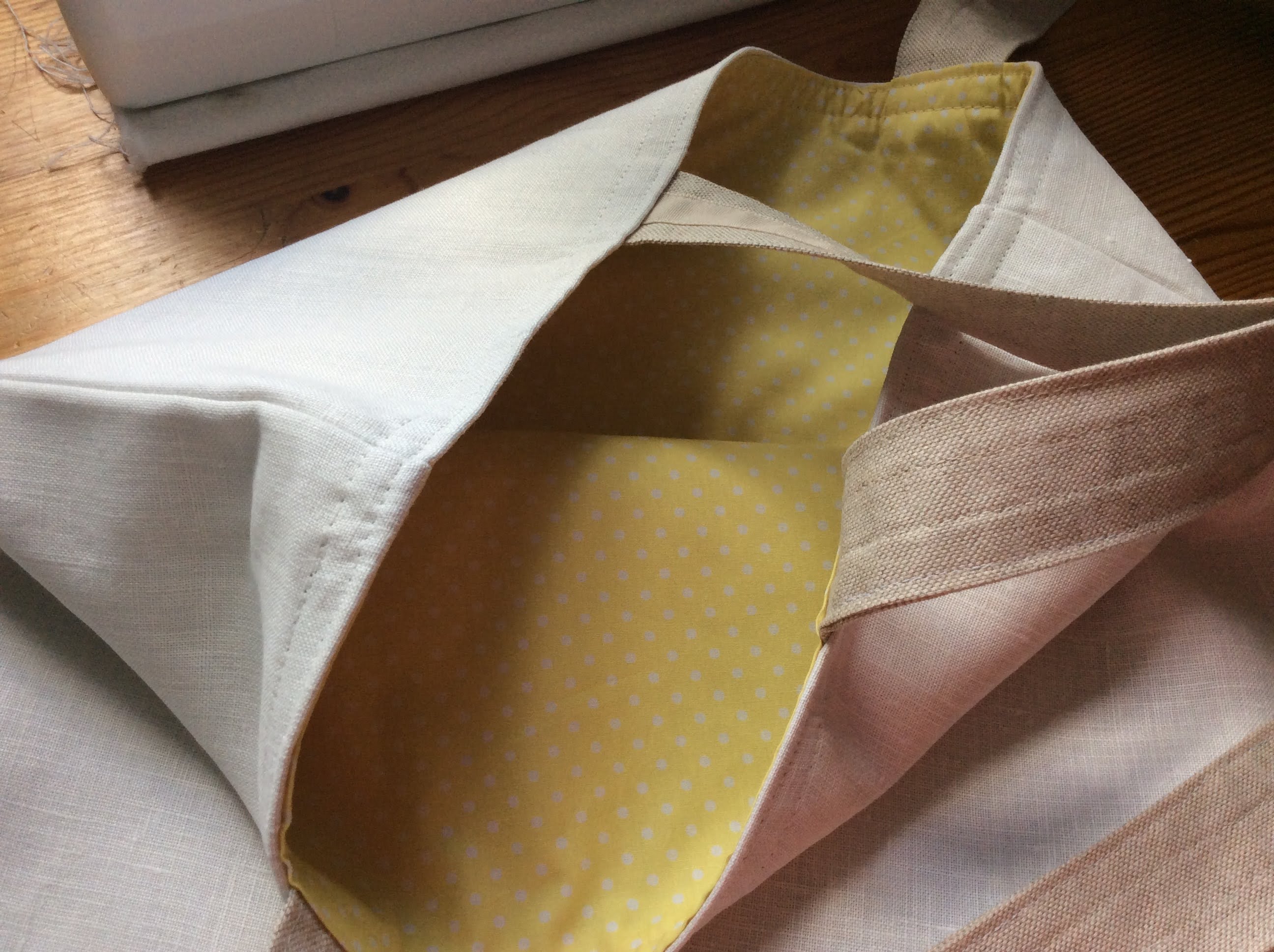 Shoulder bag - vintage linen