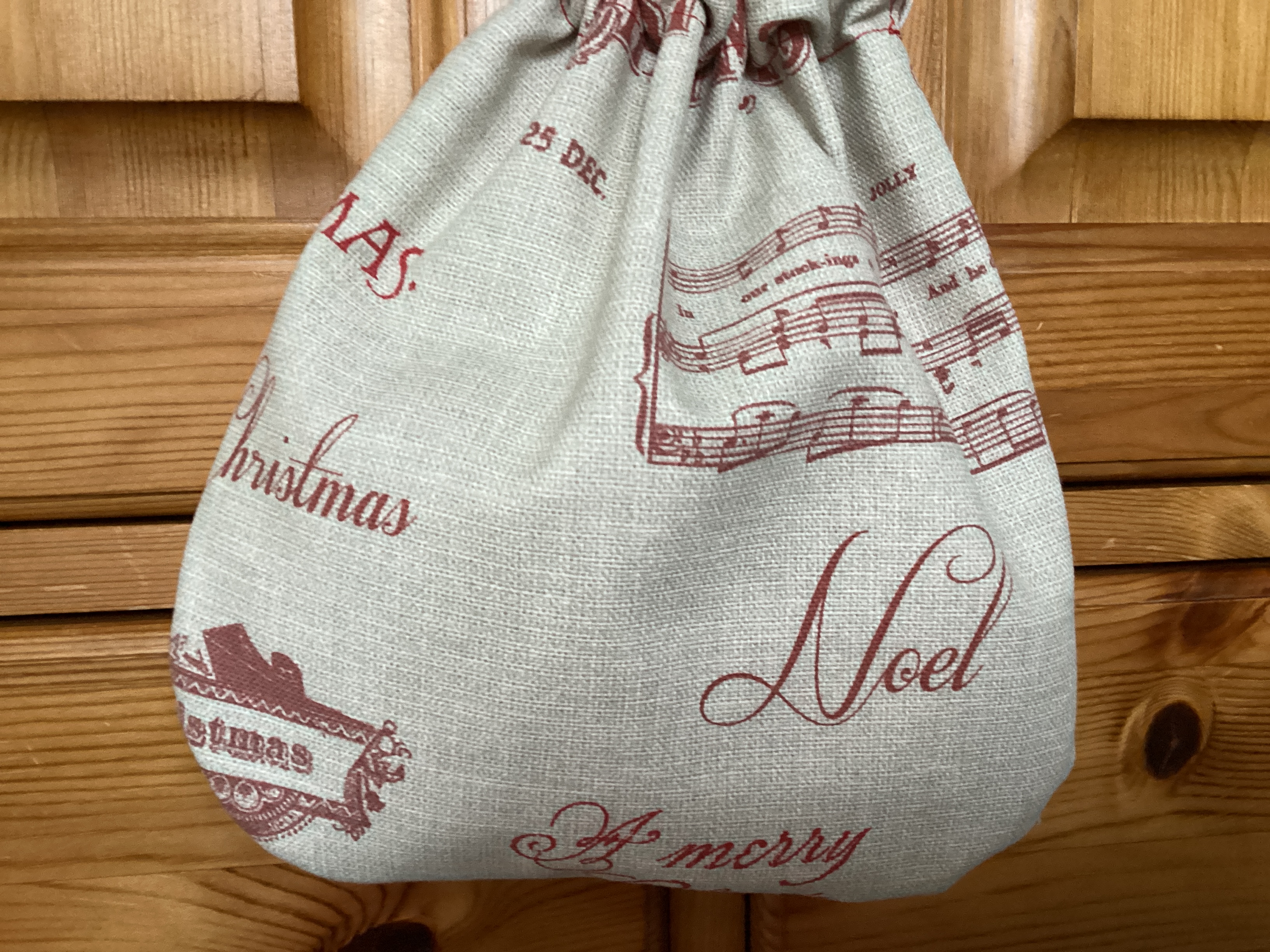 Christmas Gift Bag - sentiments