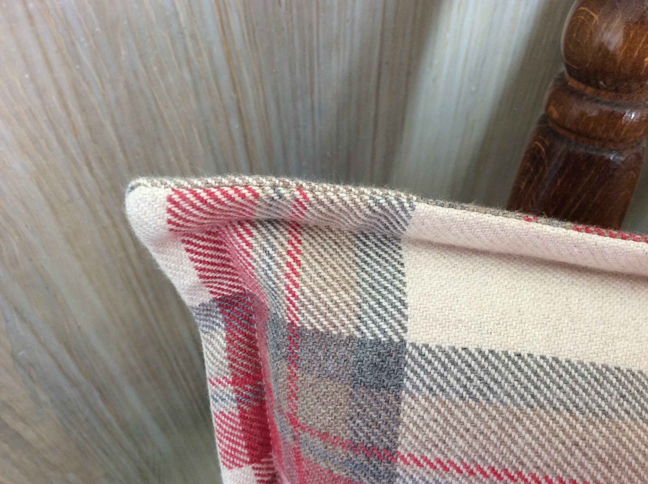 Cushion - red and beige checks