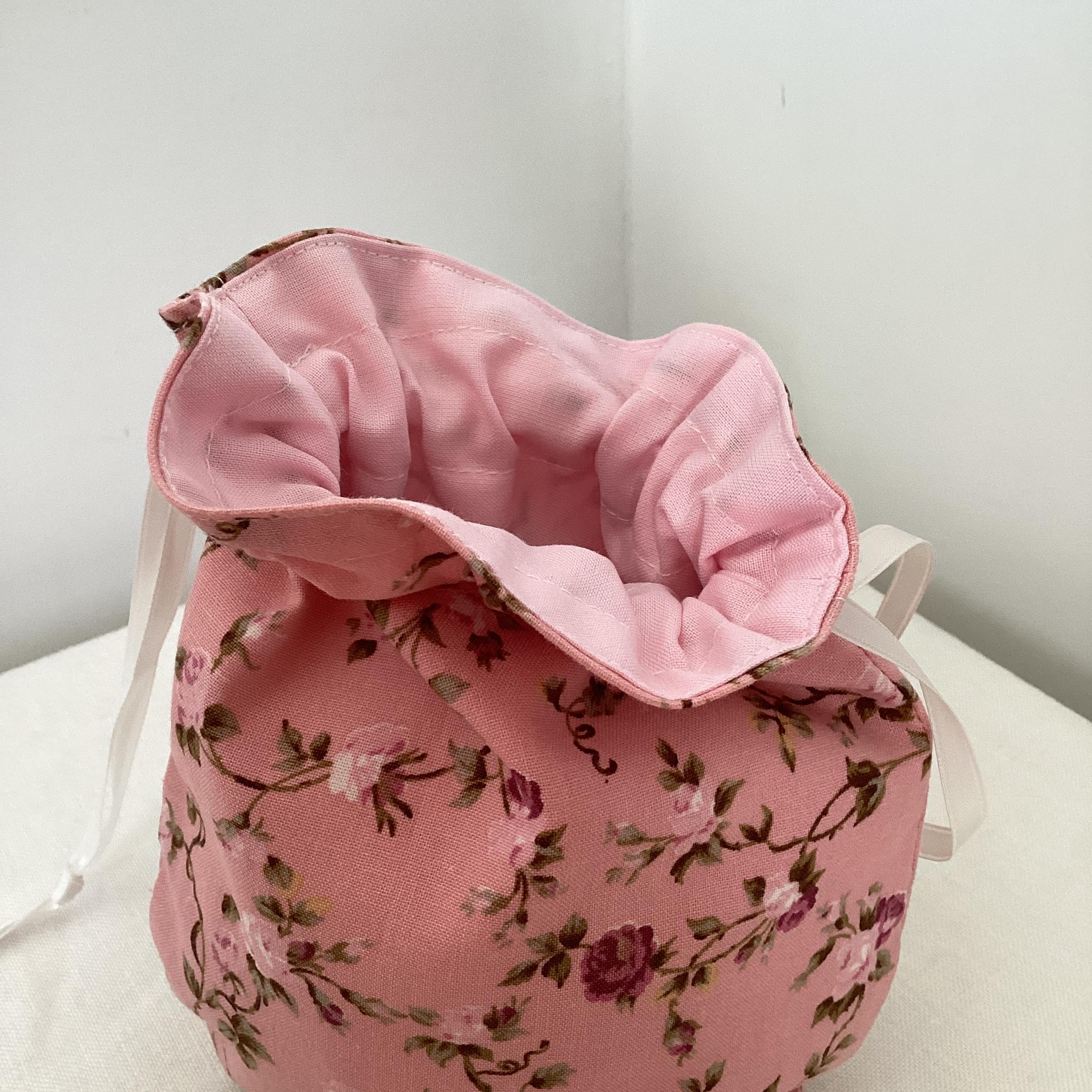 Drawstring Bag - pink ditsy flowers