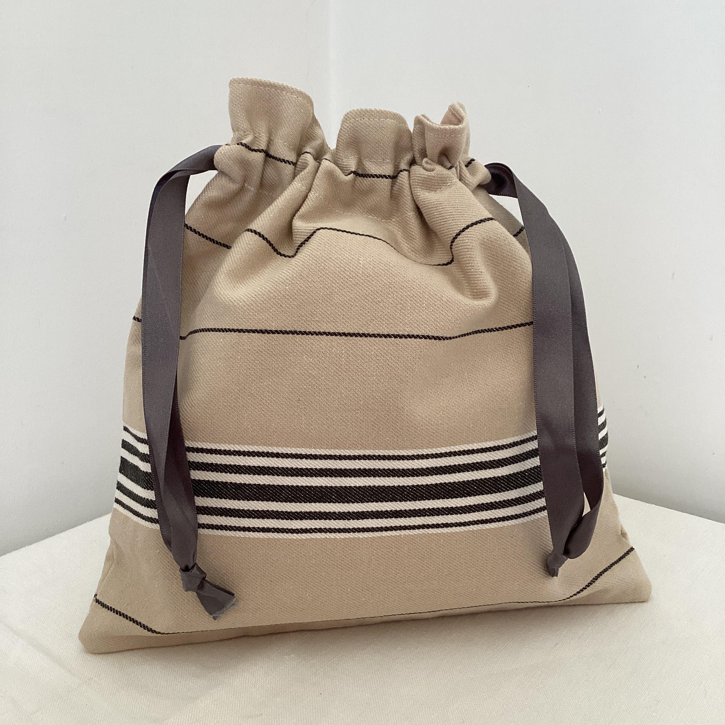 Drawstring Bag - black stripe