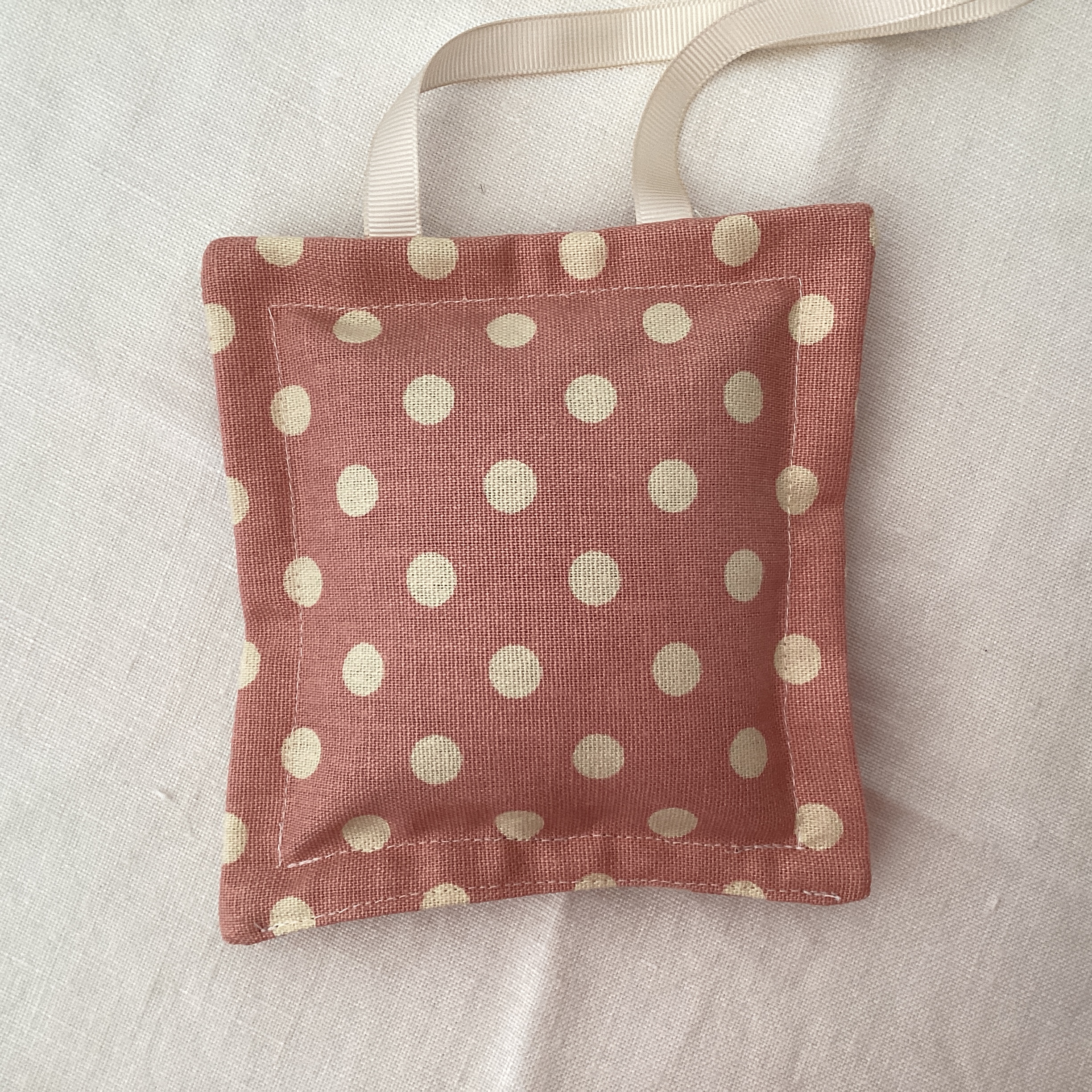 Lavender Bag - white spot on pink