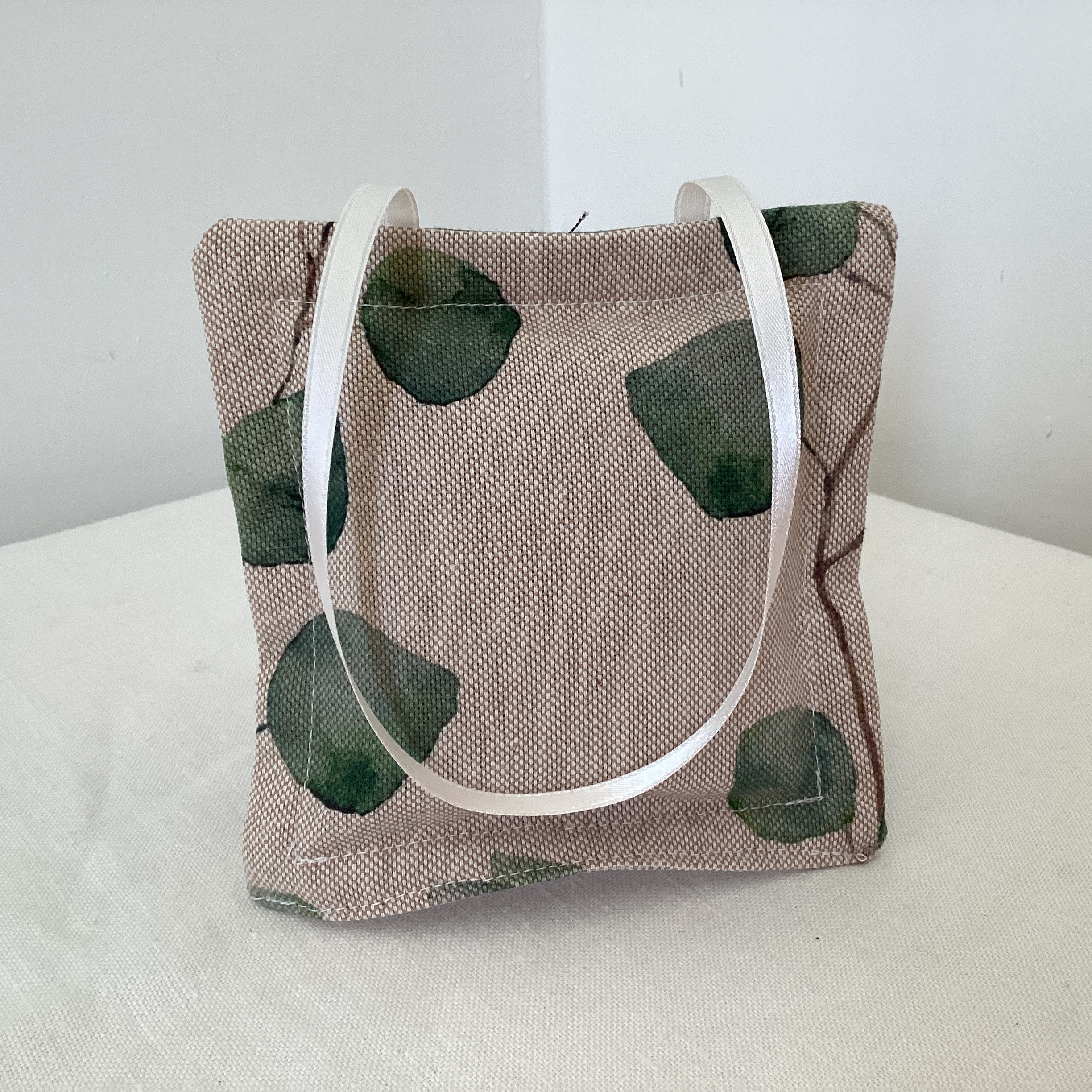 Lavender Bag - green leaves