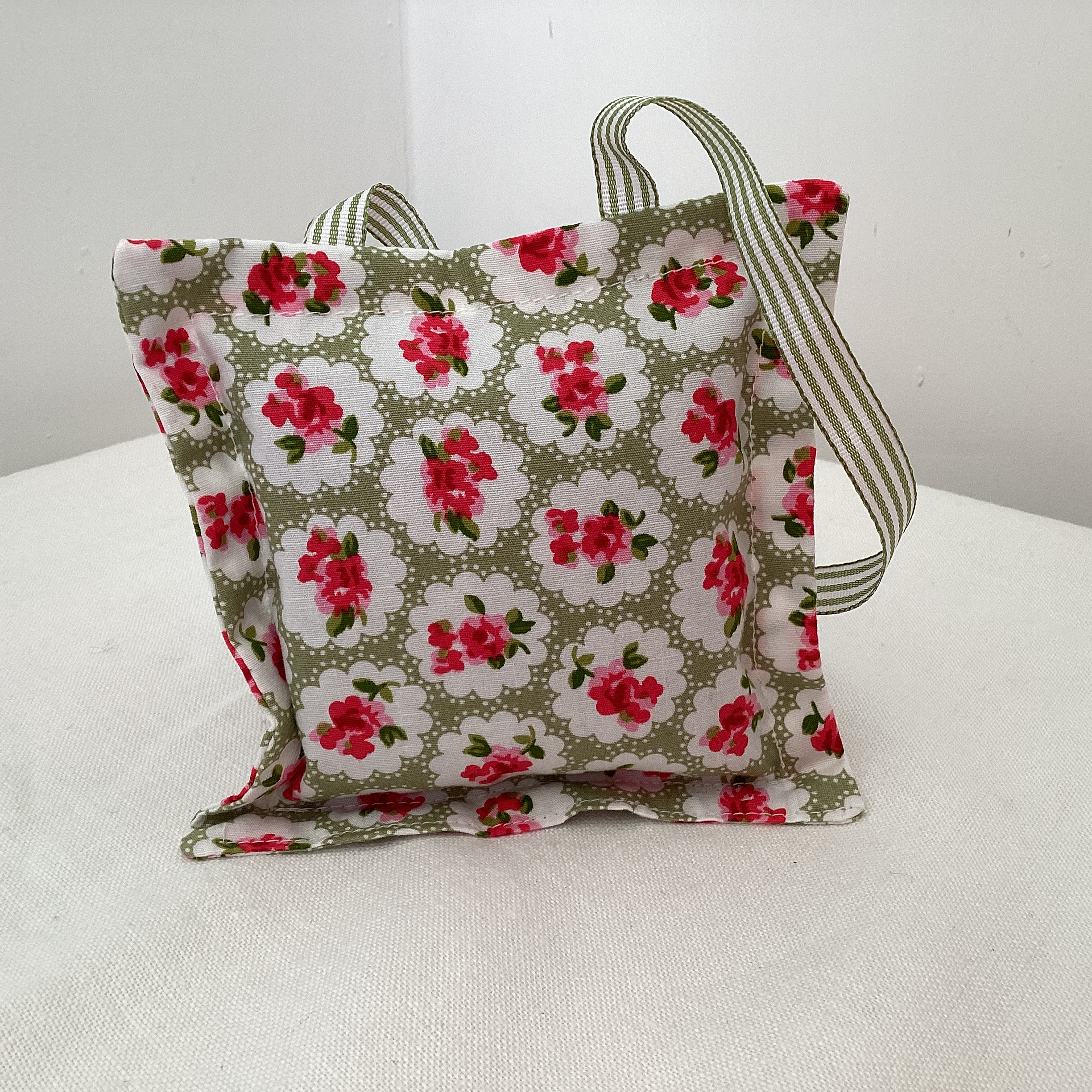 Lavender Bag - red flowers in green