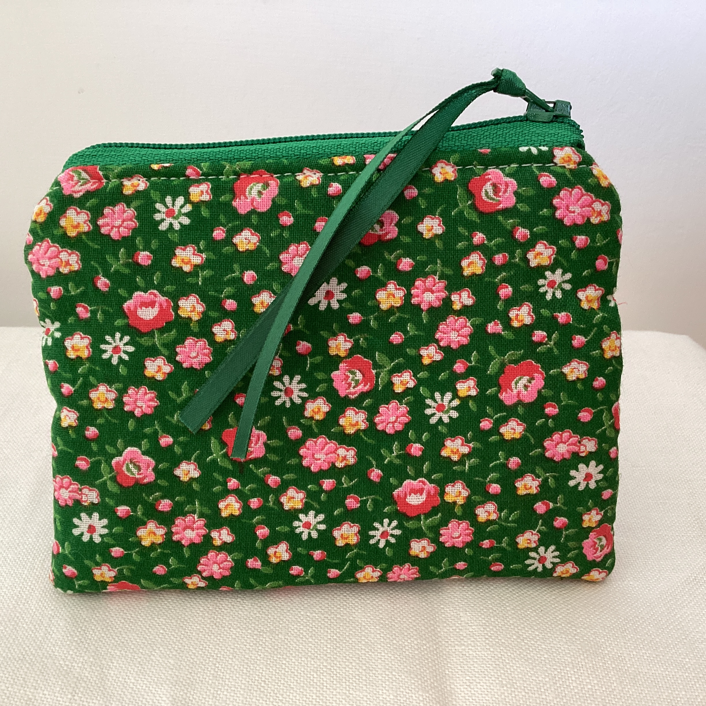 Zipped Coin Purse - green floral