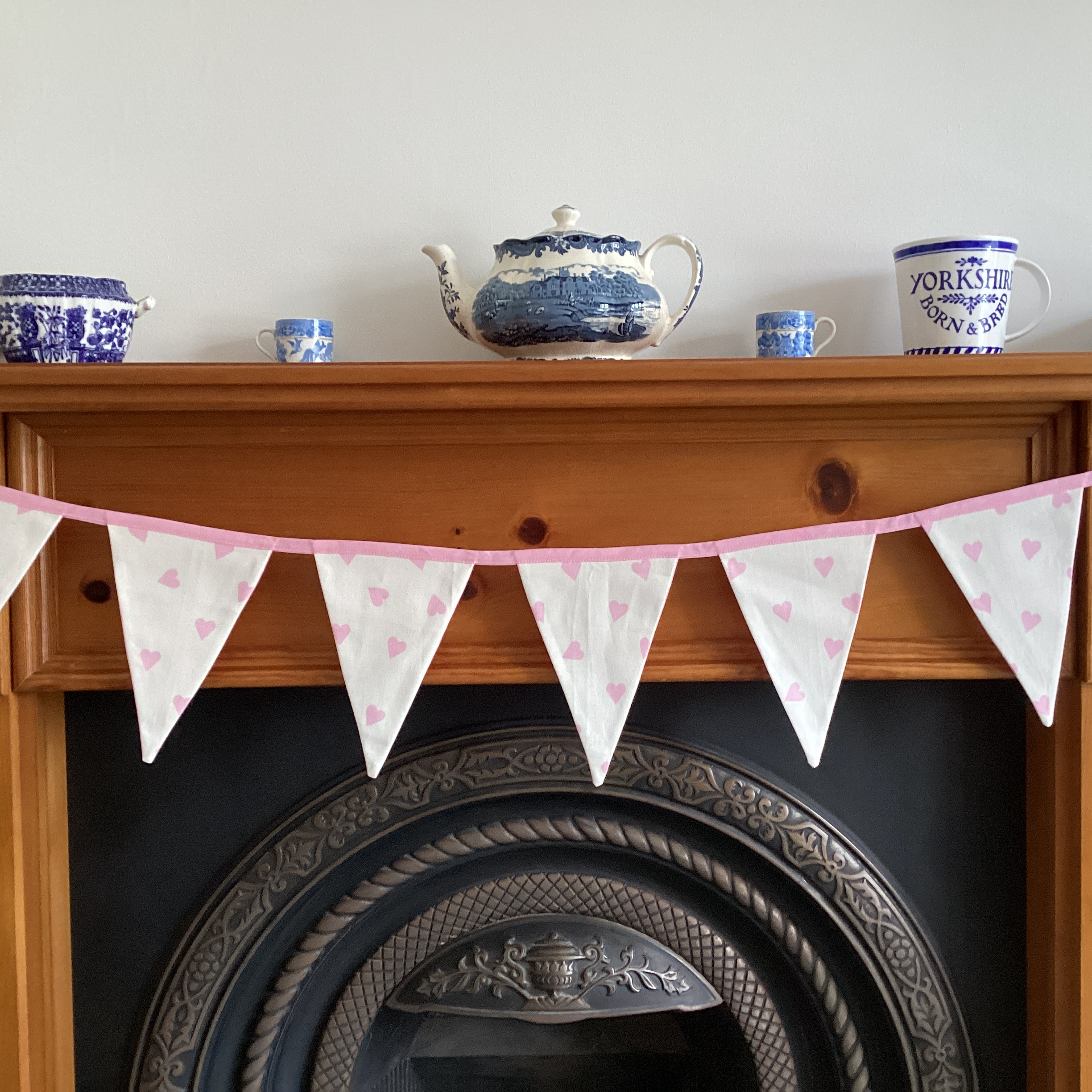 Bunting - pink hearts