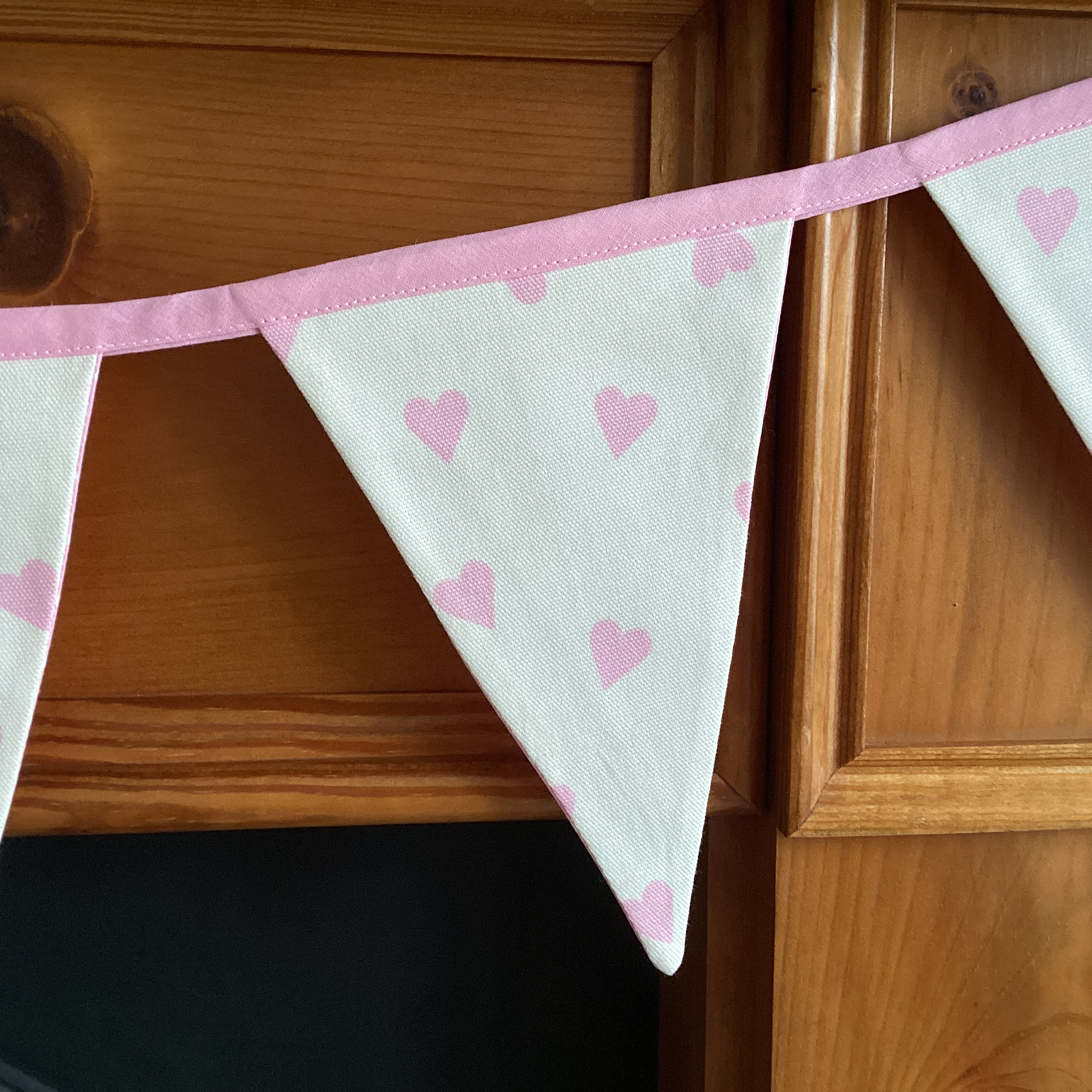 Bunting - pink hearts