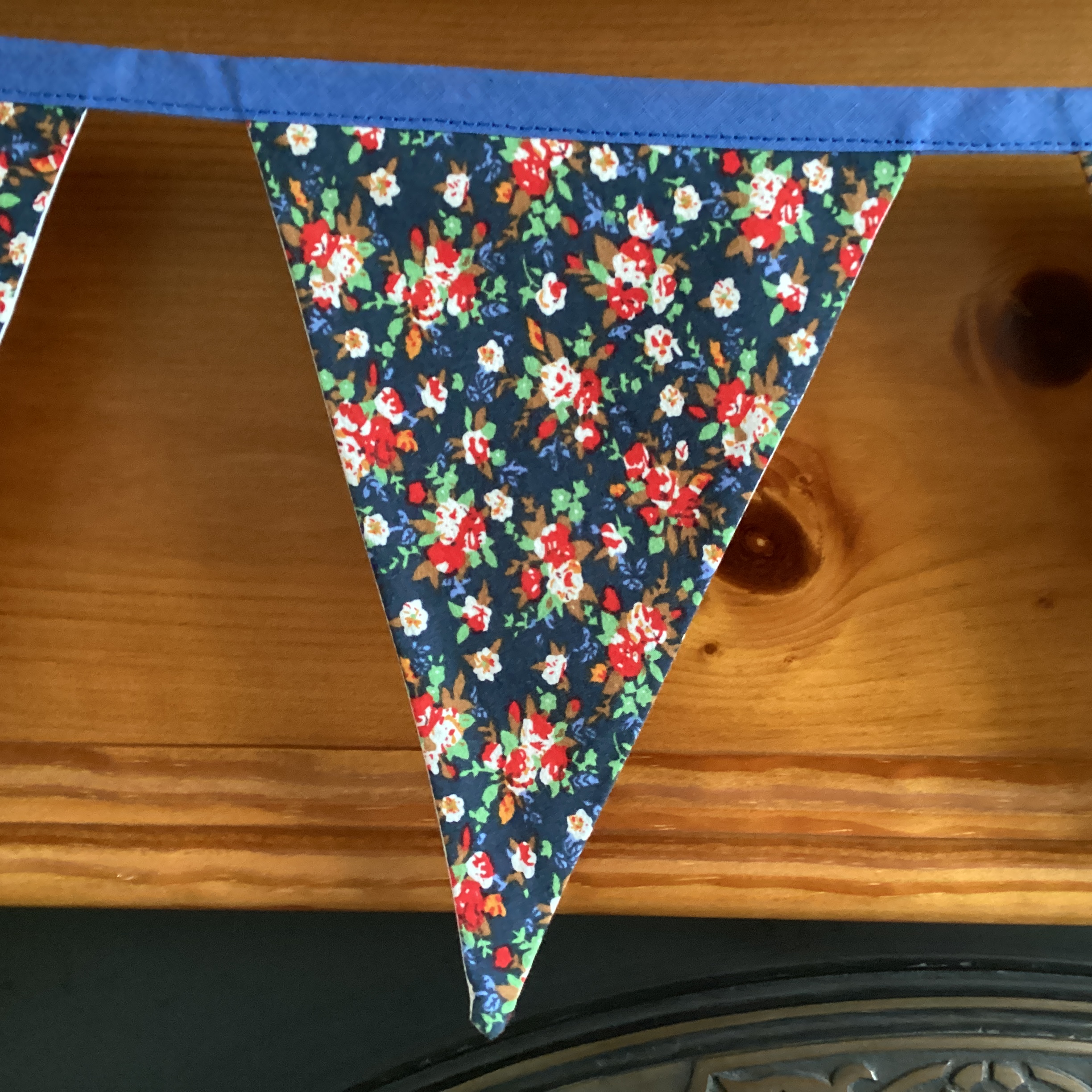 Bunting - ditsy red flowers