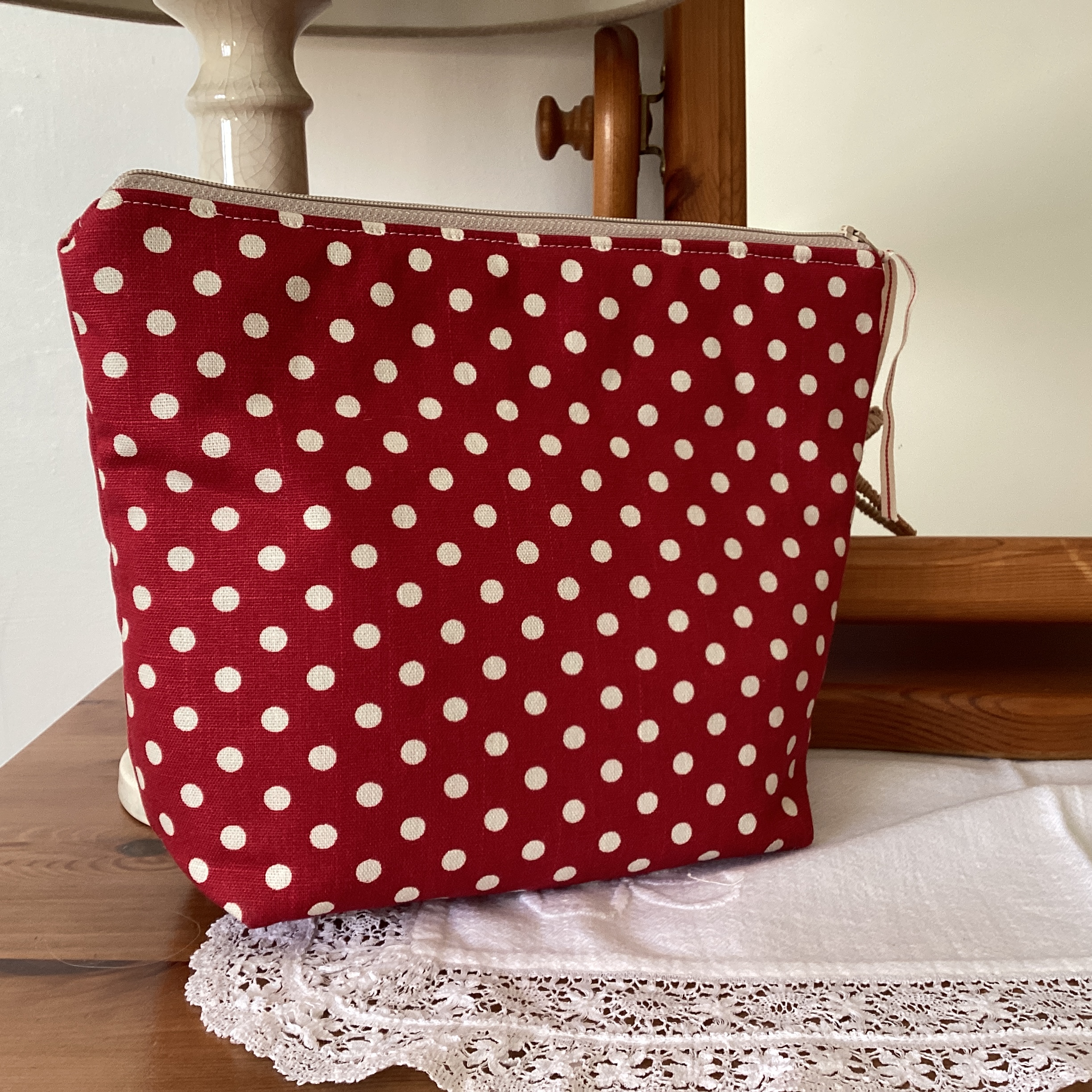 Zipped Pouch - red and white spot