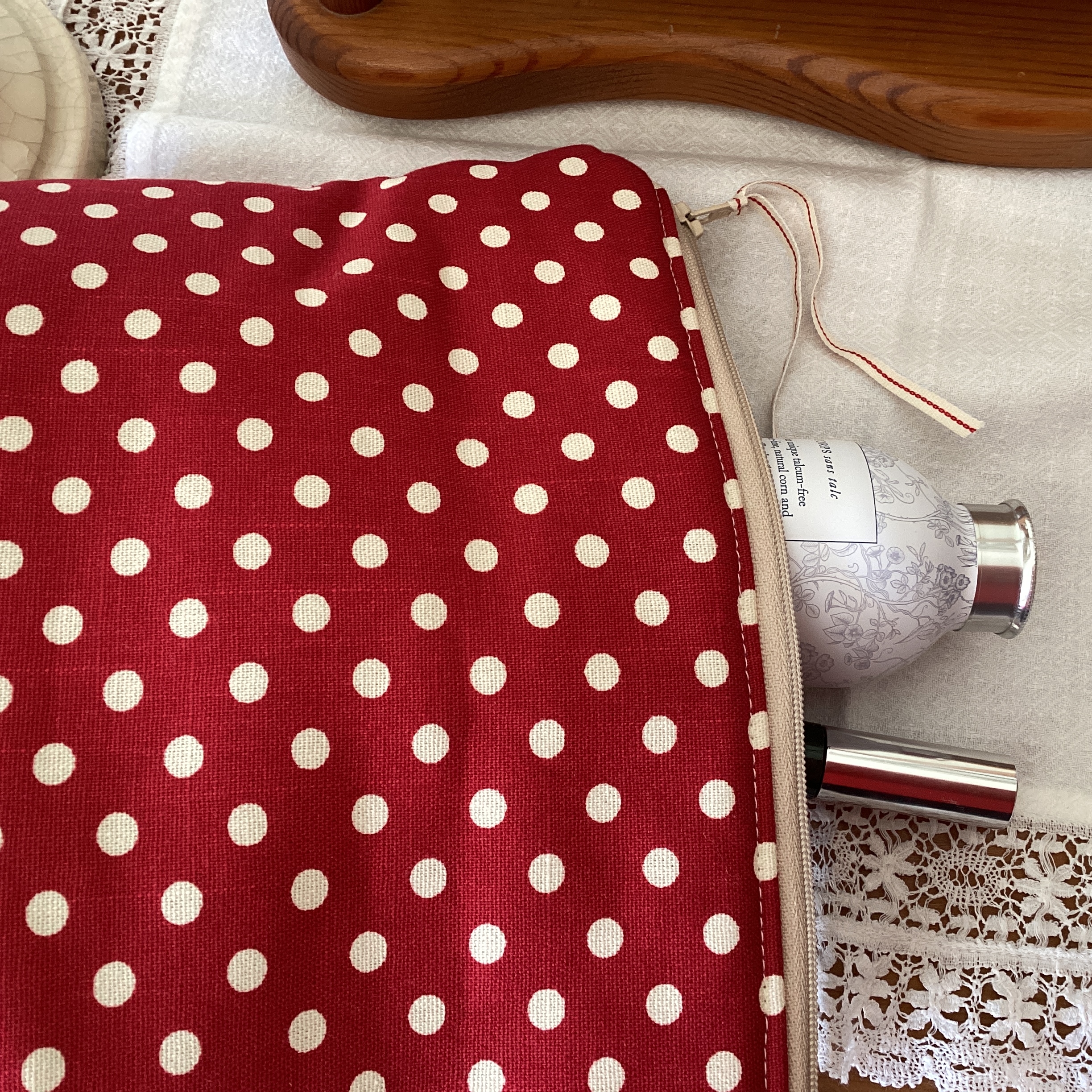 Zipped Pouch - red and white spot