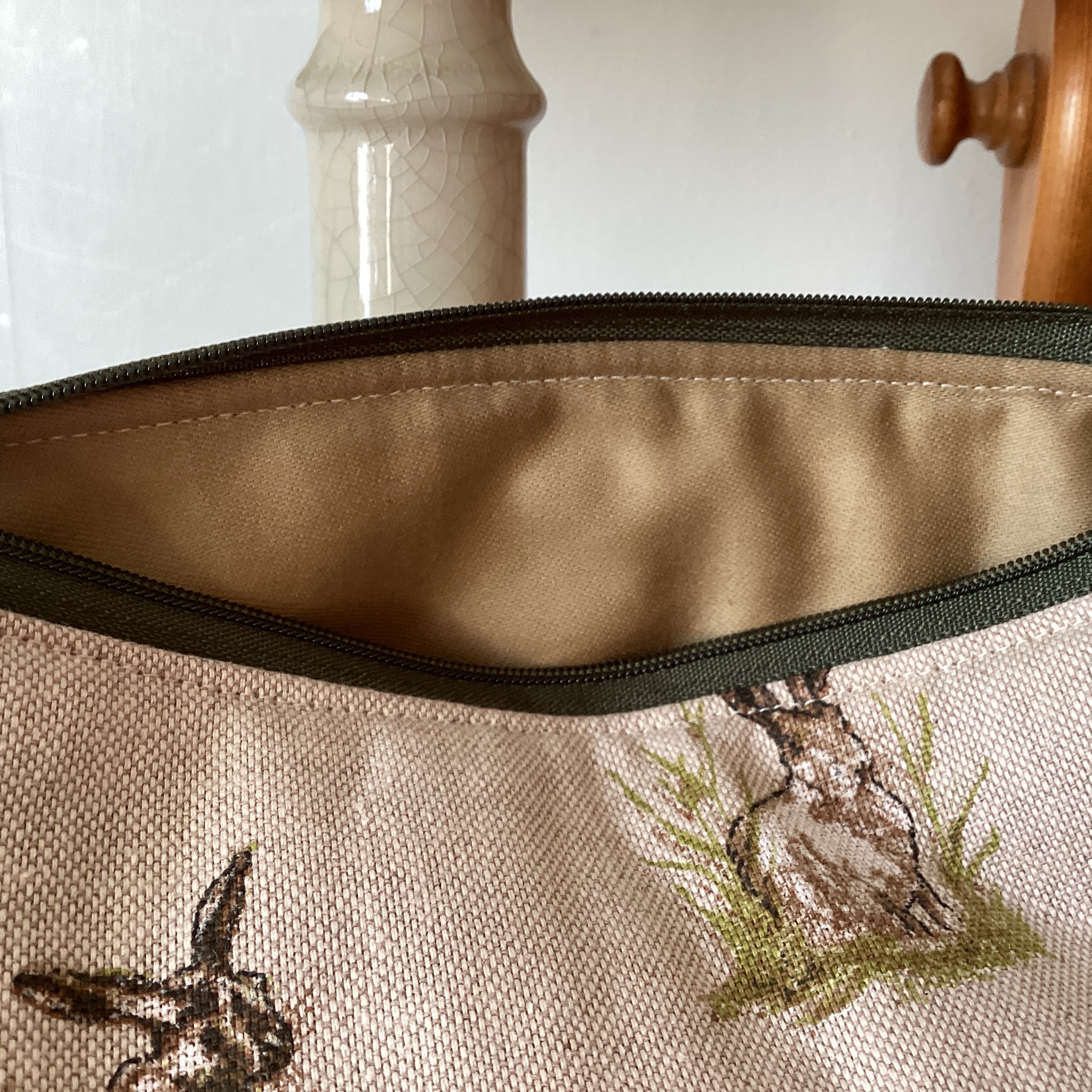 Zipped Pouch - rabbits