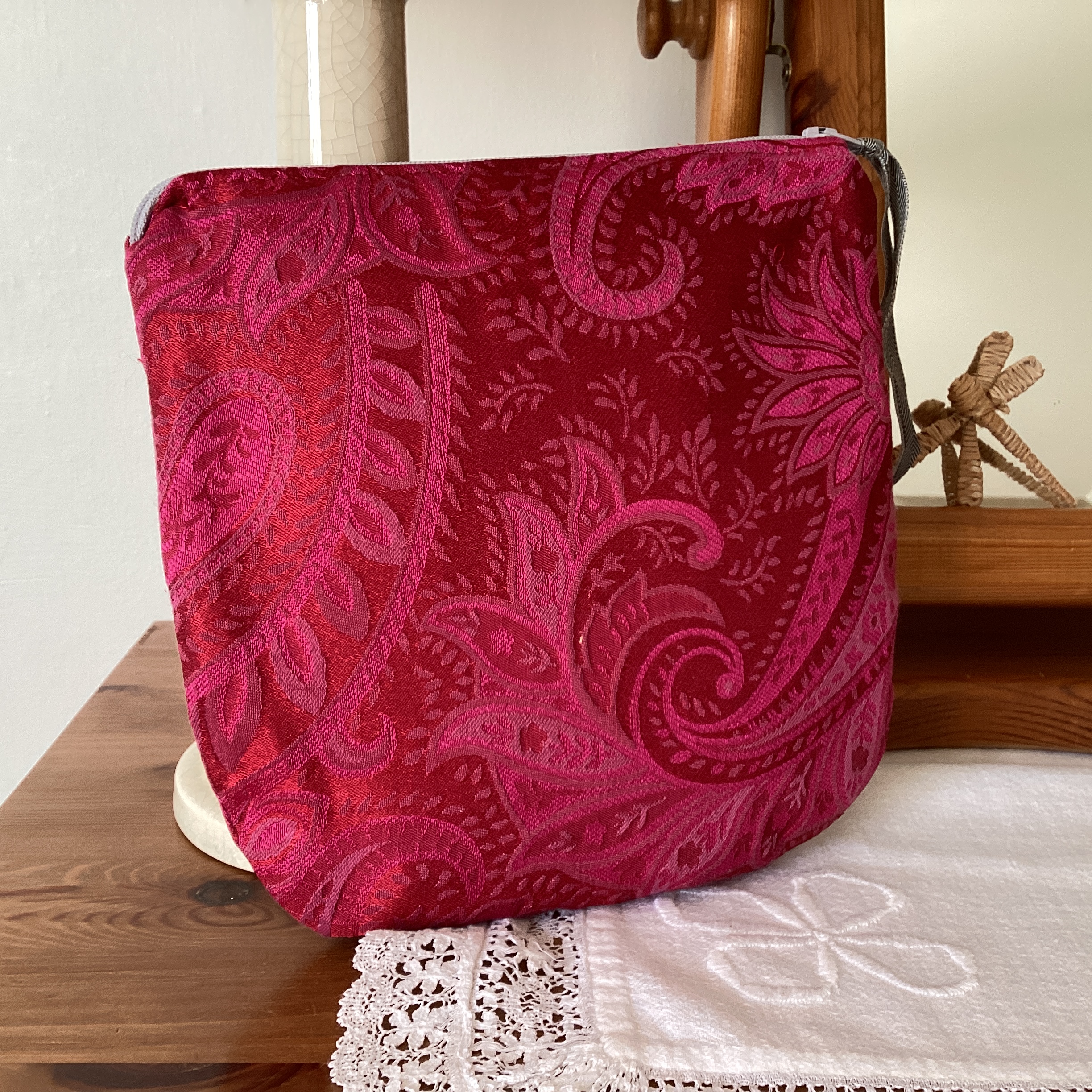 Zipped Pouch - fuschia brocade