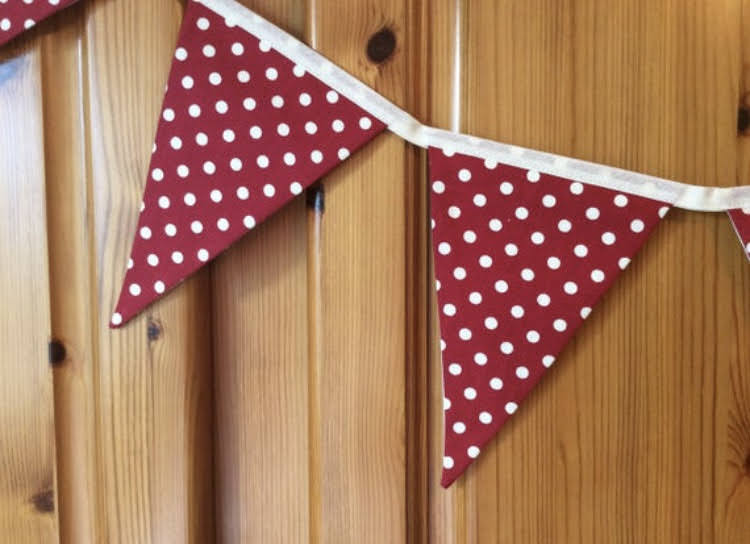 Christmas Bunting - red with cream spots