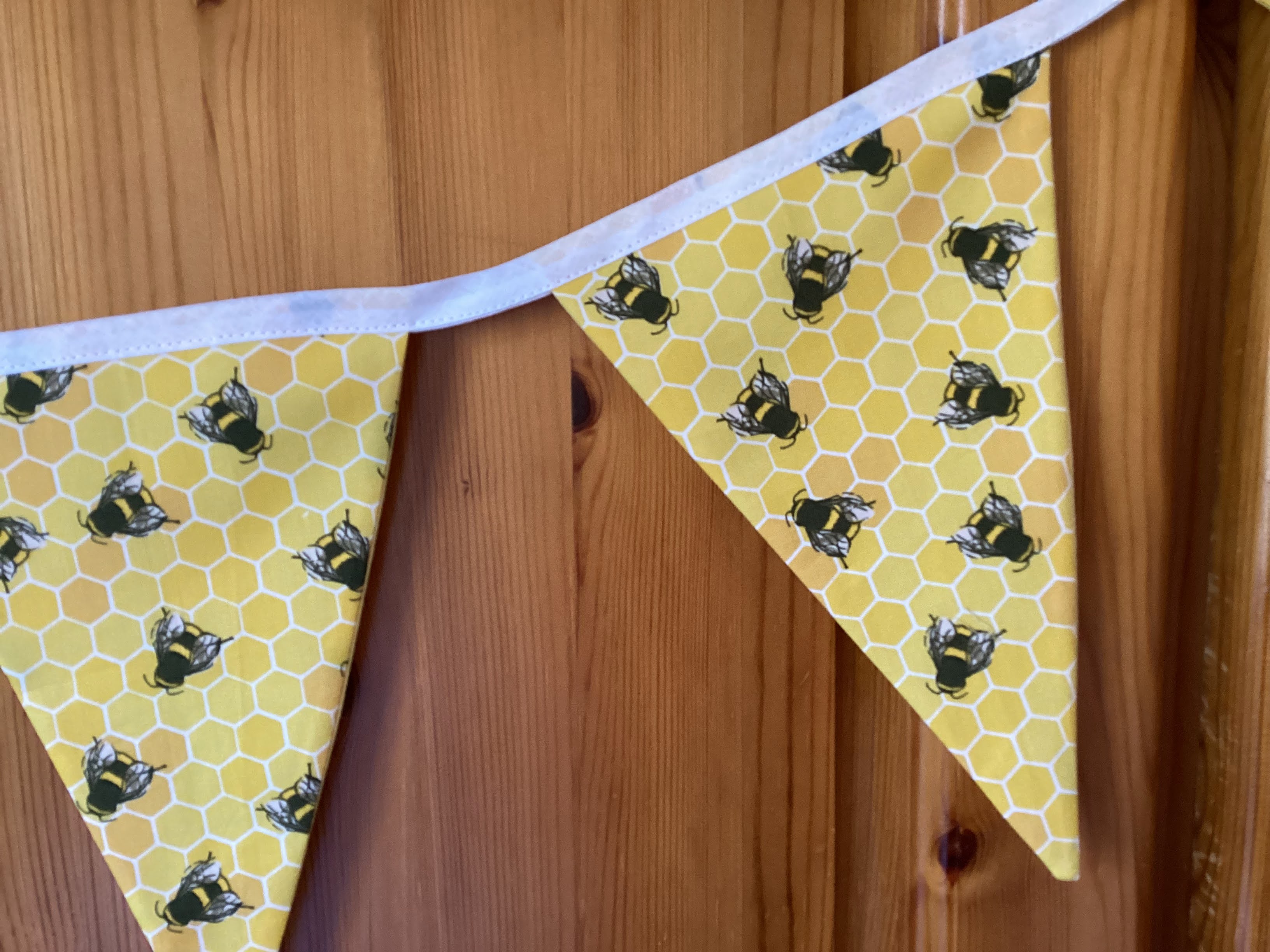 Bunting - bees and honeycomb