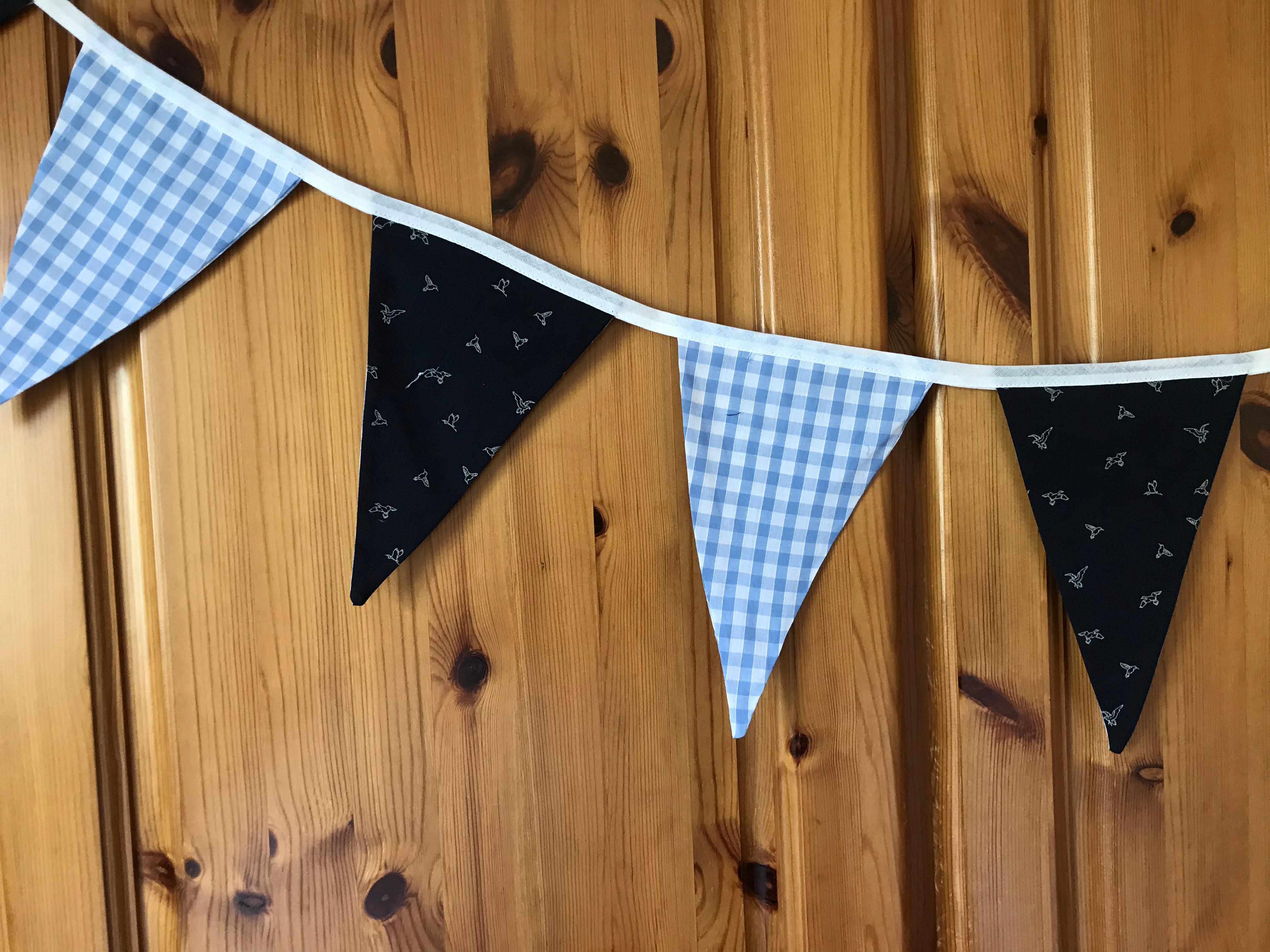 Bunting - birds and checks