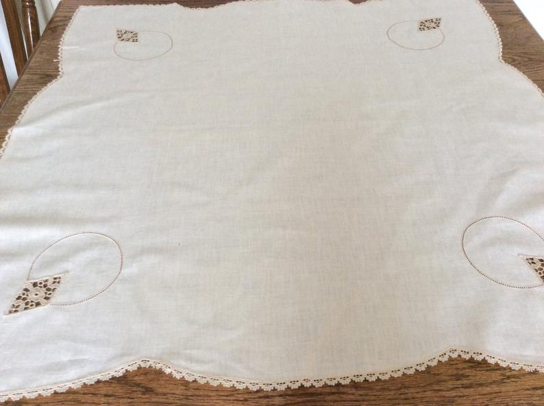 Vintage Table Cloth - beige lace