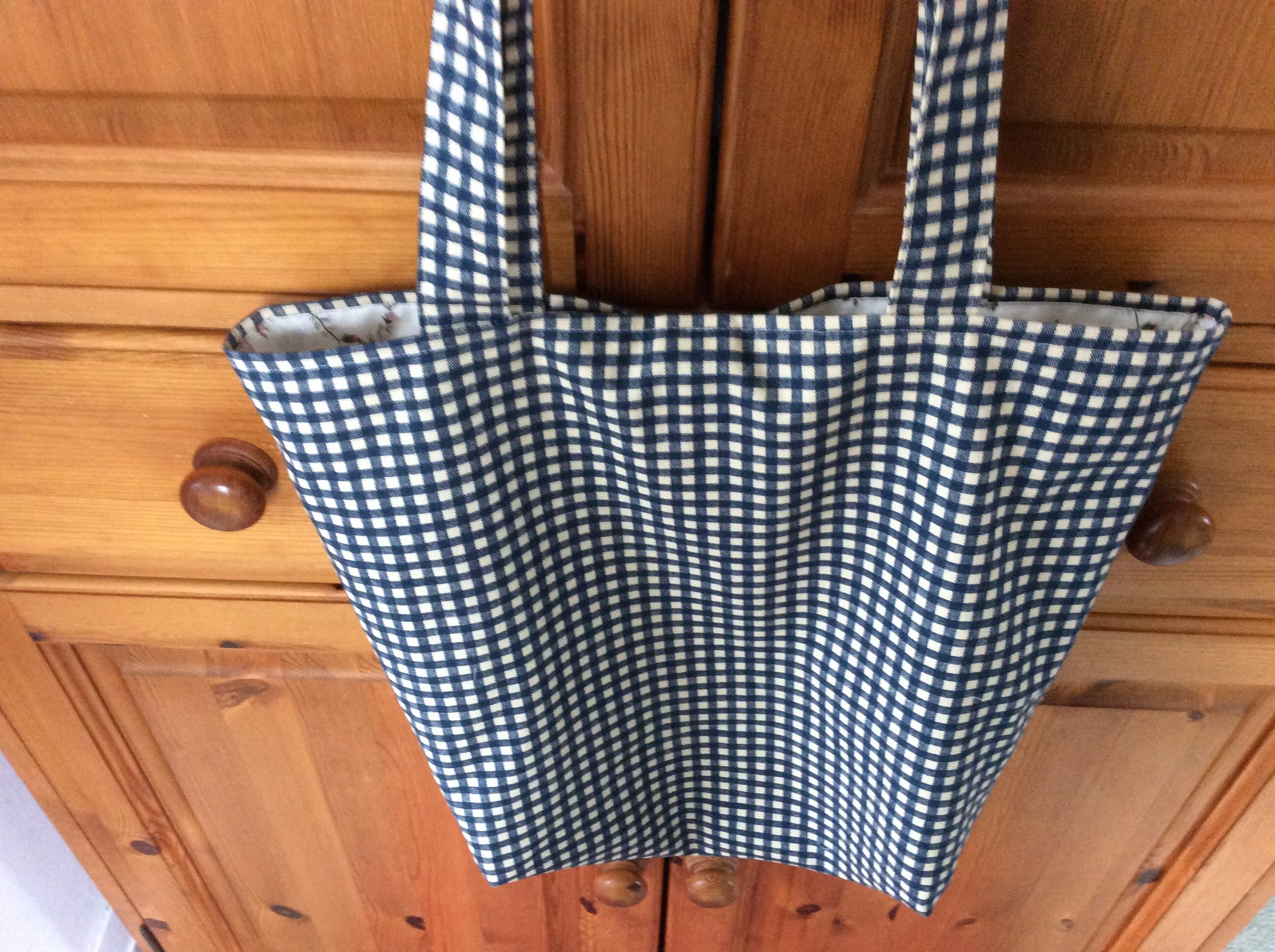 Tote Bag - blue check (flowery lining)
