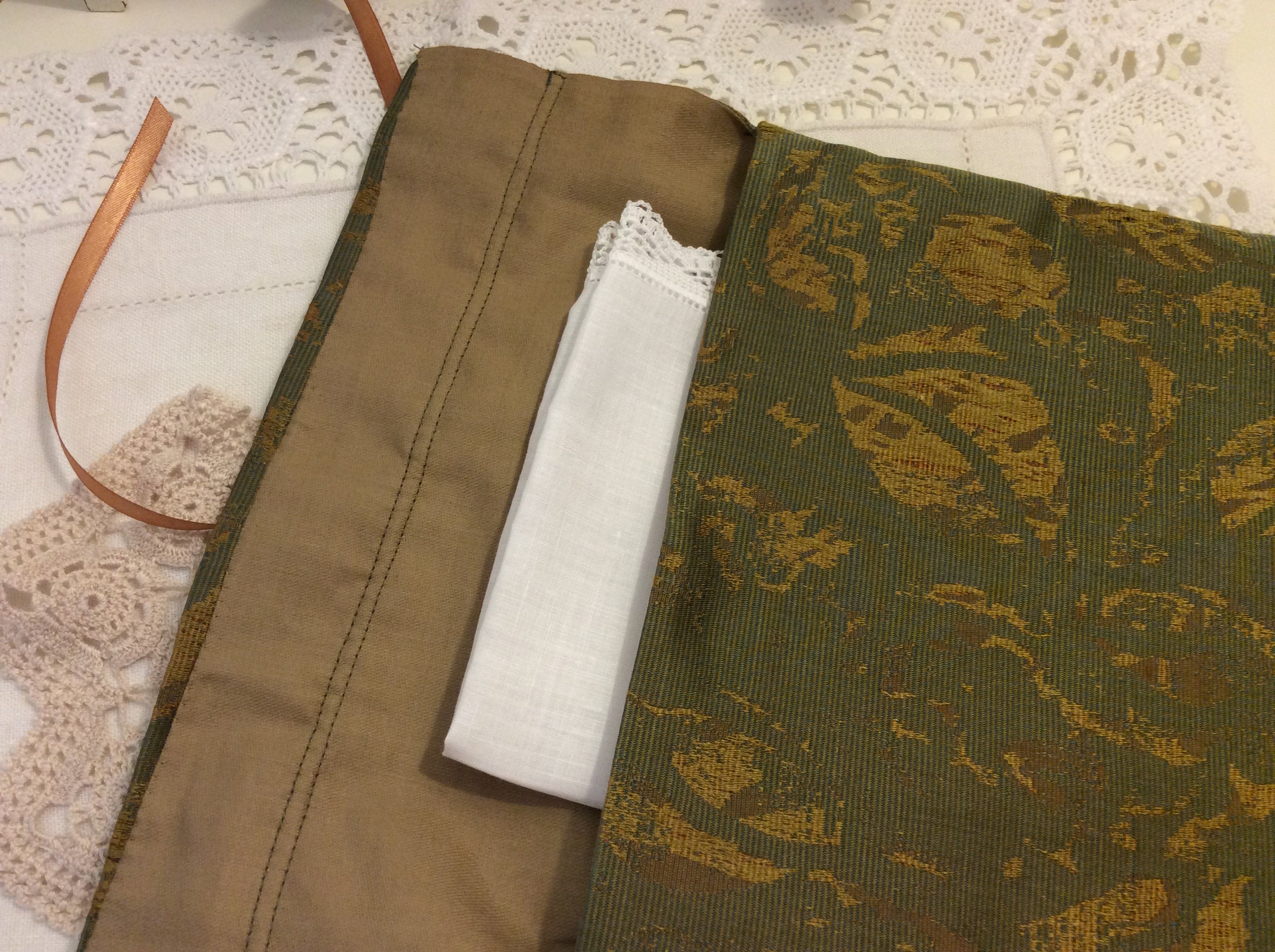Handkerchief Pouch - dark green and gold