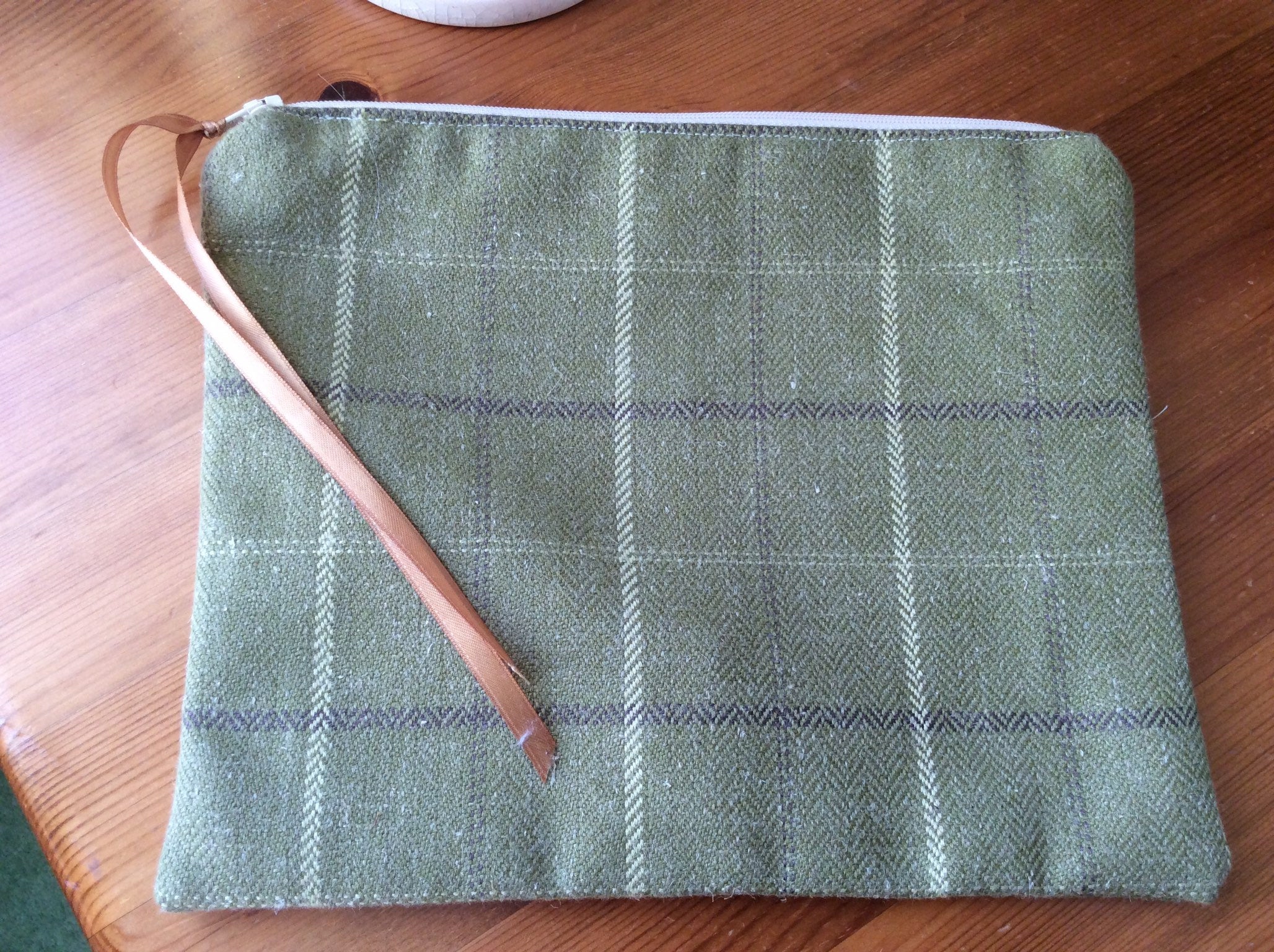 Zipped Purse - green tartan (large)