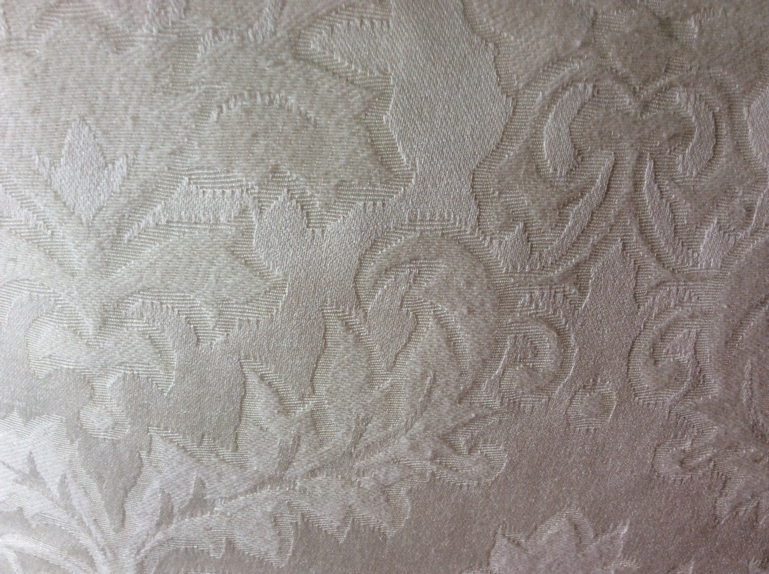 Cushion - cream brocade